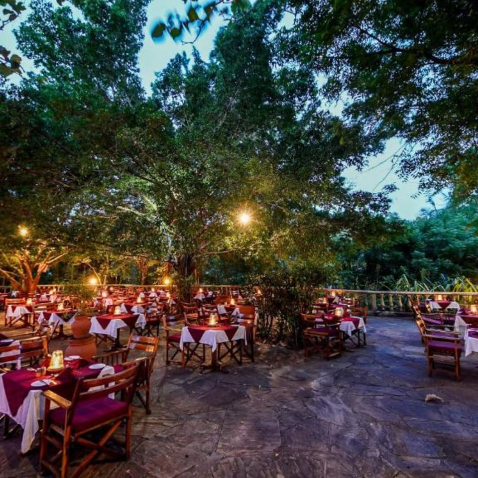 Papillon Lagoon Reef Hotel